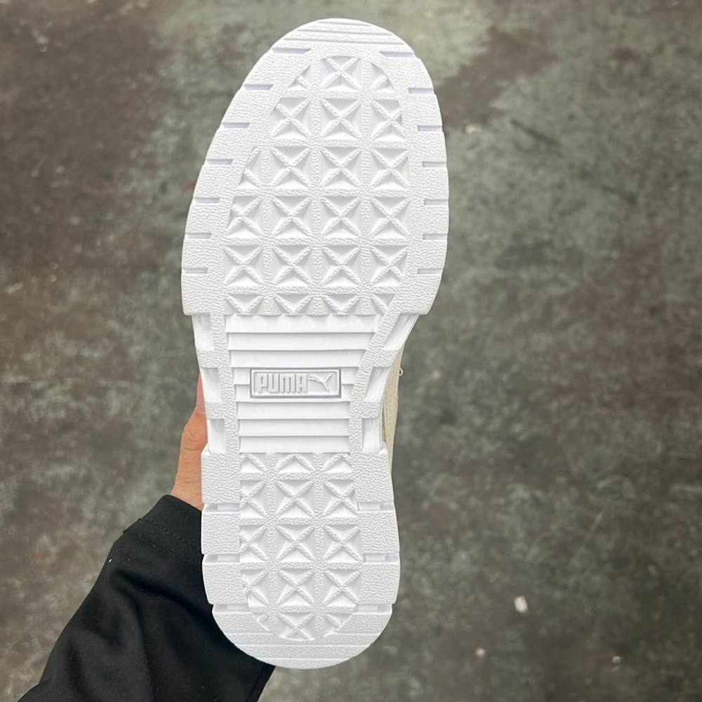 Puma Double Sole Women'ss shoe - Picture 9 of 10